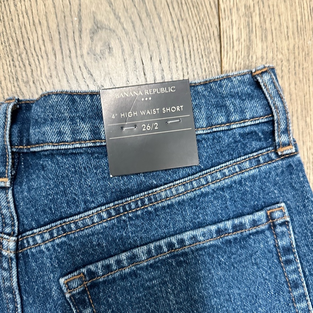 NWT | Banana Republic | 4” High Waist Denim Shots | Size 26 - Picture 5 of 5